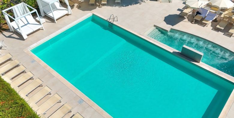 Hotel Capitol  All inclusive lipanjski odmor na obali Riminija San Mauro A Mare Italija  594 EUR  3x nocenje u dvokrevetnoj sobi s balkonom za 2 osobe All inclusive u hotelskom restoranu