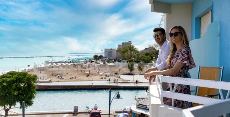 Hotel Levante  All inclusive light ljeto u Bellaria Igea Marina Bellaria Igea Marina Italija  564 EUR  3x nocenje u dvokrevetnoj sobi s balkonom za 2 osobe All inclusive light u hotelskom restoranu