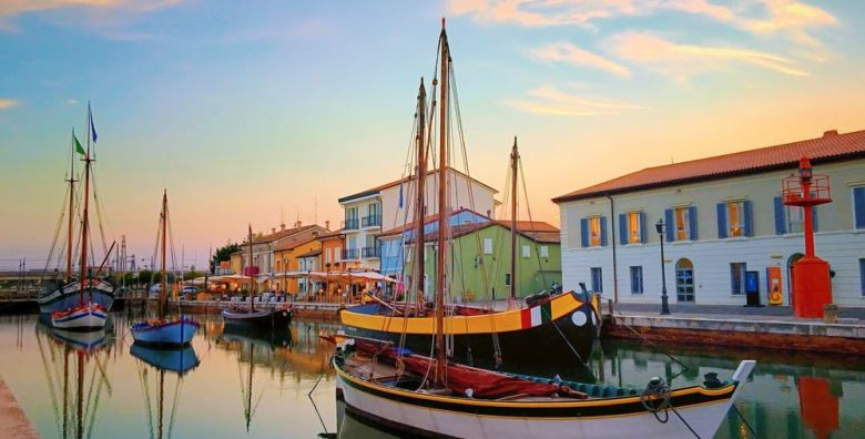 Hotel Diplomatic  All inclusive ljeto u Cesenaticu Cesenatico Italija  970 EUR  5x nocenje u dvokrevetnoj sobi s balkonom za 2 osobe All inclusive u hotelskom restoranu