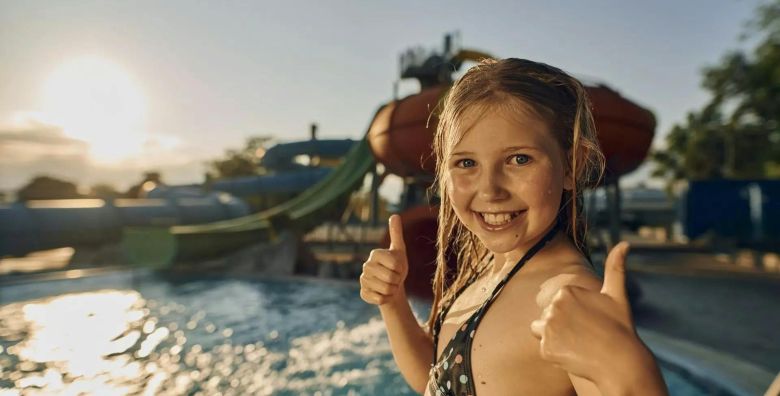 Terme Catez  Hotel Terme  Ljetna termalna zabava Catez ob Savi Slovenija  428 EUR  2x nocenje u dvokrevetnoj sobi za 2 osobe Polupansion dorucak i vecera 