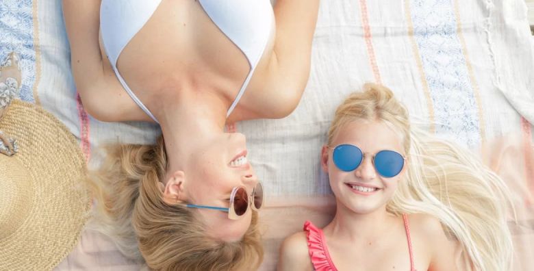 Crvena Luka Resort  Family apartman  Ljetni odmor s ukljucenim ulaznicama za Dalmaland Biograd na Moru Dalmacija Hrvatska  899 EUR  3x nocenje u prostranom Family apartmanu Viola dnevni boravak i 2 spavace sobe za do 6 osoba 4 odrasle osobe i 2 djece do 4 99 godina  Polupansion