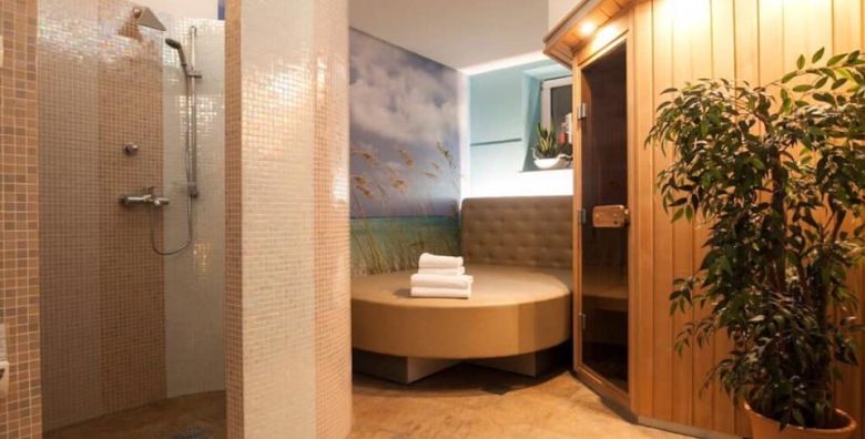 ECO Hotel Center  Najam saune  Poslijepodnevni termin Postojna Slovenija  50 €