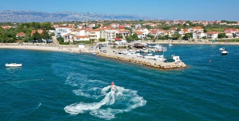 Hotel Beni  Last minute pozdrav ljetu u Dalmaciji Vrsi Dalmacija Hrvatska  360 €