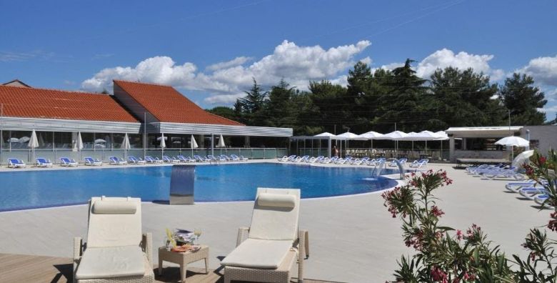 Skijanje - Akcija, popust i sniženje. (ponuda: 263586)
