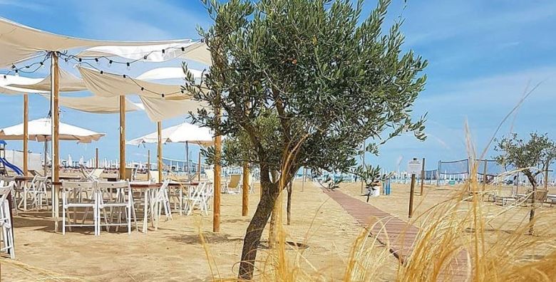 Hotel Alba  Odmor uz pjescanu plazu Marina di Ravenna Italija  230 €