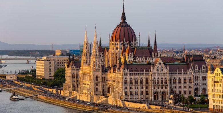 City Hotel Unio Budapest  Odmor u srcu Budimpeste Budimpesta  Madjarska  250 €