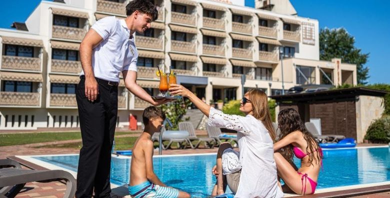 Hotel Margareta Business Leisure Balatonfured  Ljetni odmor u Madjarskoj Balatonfüred Madjarska  575 EUR  3x nocenje u dvokrevetnoj Standard sobi za 2 osobe Polupansion