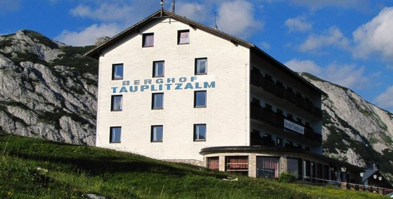 Hotel Tauplitzalm  Savrsen odmor na planini udvoje Bad Mitterndorf Austrija  523 EUR  3x nocenje u Standard dvokrevetnoj sobi za 2 osobe Polupansion buffet dorucak i gourment vecera u tri slijeda 