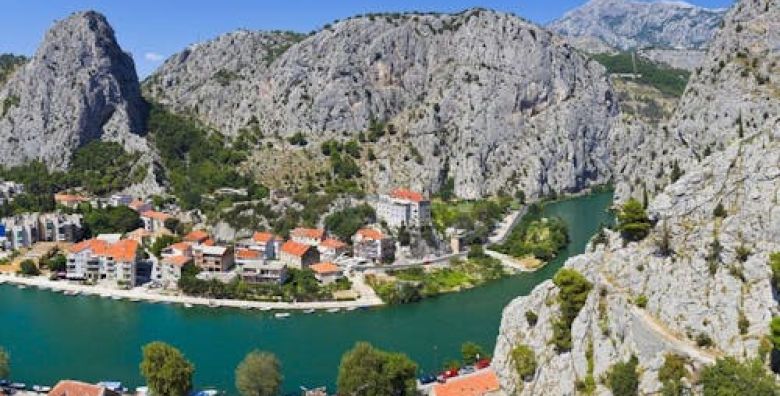 Kamp Almissa  Odmor u Dalmaciji  Mobilna kucica Adria Superior Omis Dalmacija Hrvatska  1559 €