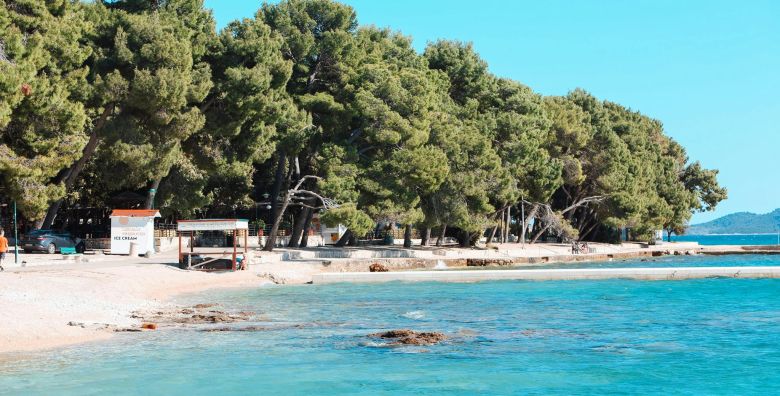 Ilirija Resort  Hotel Ilirija  Obiteljsko zabavno ljeto s punim pansionom u Biogradu  Akcijska cijena Biograd na Moru Dalmacija Hrvatska  949 €