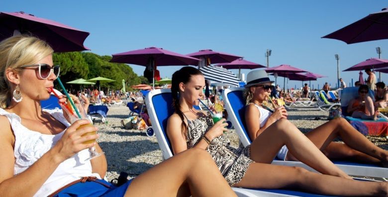 Ljubimci - Akcija, popust i sniženje. (ponuda: 264435)