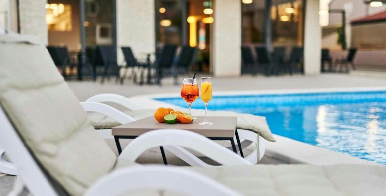 Arancini Residence  Wellness odmor u Vodicama Vodice Dalmacija Hrvatska  180 EUR  2x nocenje u jednosobnom apartmanu s balkonom za 2 osobe Bogati buffet dorucak