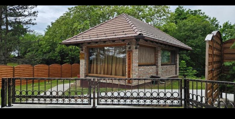 Hotel Babino Brdo  Opustajuci odmor za parove Derventa Bosna i Hercegovina  78 €