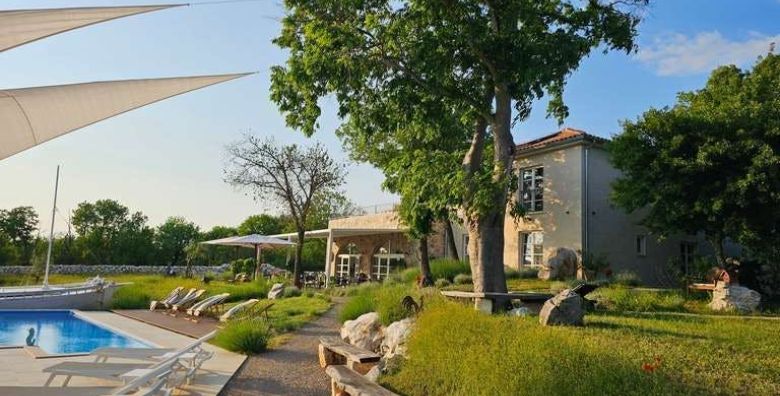 Boutique Resort Osma  Adults only  Ljetni odmor na Krku Dobrinj otok Krk Hrvatska  879 €