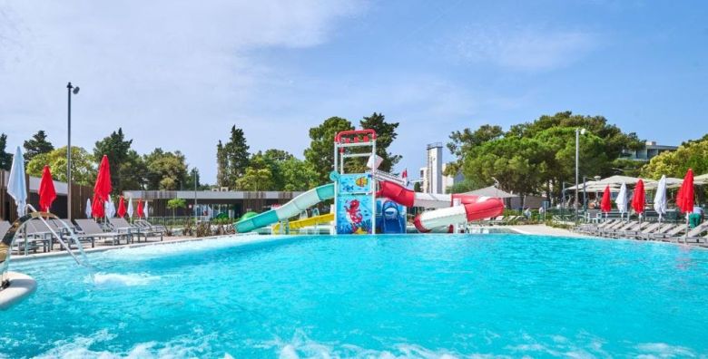 Hotel Umag Plava Laguna  Ljeto uz obalu Umag Istra Hrvatska  1 341 EUR  5x nocenje u dvokrevetnoj Classic sobi s balkonom pogled park za 2 osobe Pice uz veceru