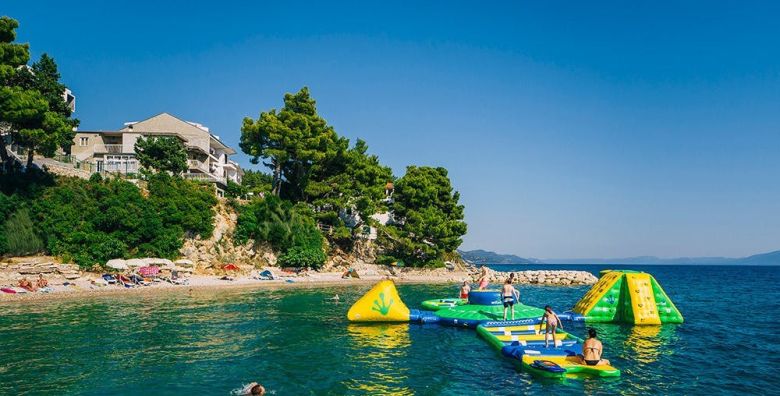 Morenia All Inclusive Resort  All inclusive ljeto s animacijom Podaca Makarska rivijera Dalmacija Hrvatska  2 490 EUR  5x nocenje u Family suite s balkonom strana more za 2 osobe 4 djece do 17 99 godina besplatno  All inclusive