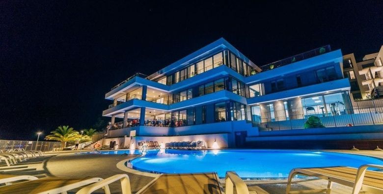 Morenia All Inclusive Resort  All inclusive ljeto s animacijom Podaca Makarska rivijera Dalmacija Hrvatska  1 610 EUR  5x nocenje u Comfort sobi s balkonom strana more za 2 osobe 1 dijete do 11 99 godina ili 2 djece do 7 99 godina besplatno  All inclusive
