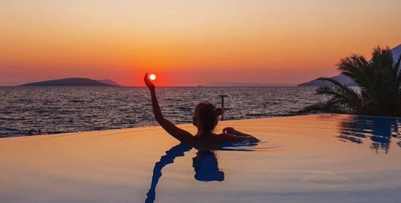Morenia All Inclusive Resort  All inclusive ljeto s animacijom Podaca Makarska rivijera Dalmacija Hrvatska  1 862 EUR  7x nocenje u Comfort sobi s balkonom strana park za 2 osobe 1 dijete do 11 99 godina i 1 dijete do 7 99 godina besplatno  All inclusive