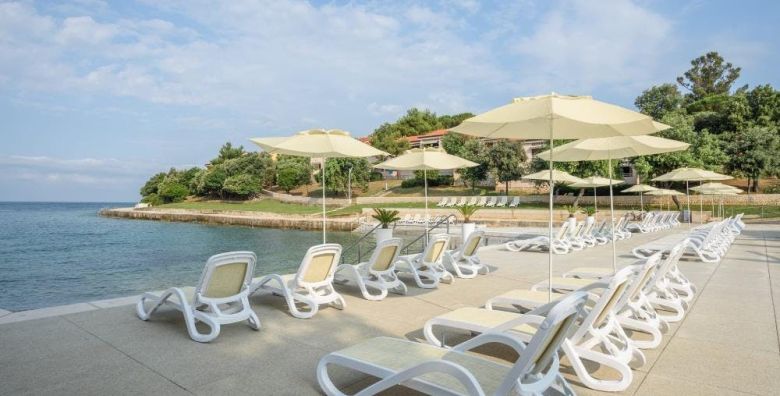 Resort Petalon  Last minute ljetni vikend odmor u Vrsaru Vrsar Istra Hrvatska  358 €