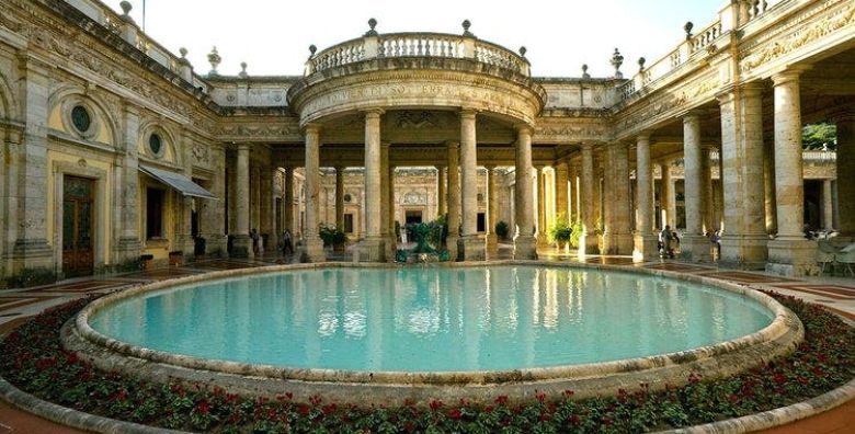 Hotel Ambrosiano  Termalno opustanje u srcu Toskane Montecatini Terme Toskana Italija  335 €