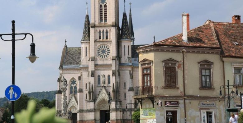Hotel Irottko  Obiteljski wellness odmor Kőszeg Madjarska  257 €