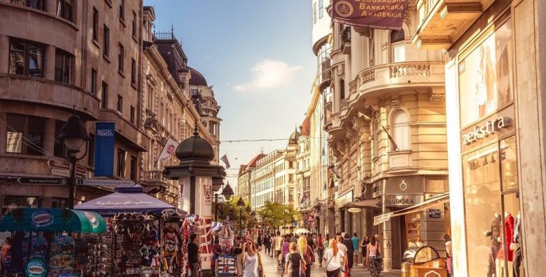 Hotel Constantine The Great  Odmor u Beogradu Beograd Srbija  82 EUR  1x nocenje u Standard dvokrevetnoj sobi za 2 osobe 2 djece do 7 godina besplatno  Dorucak