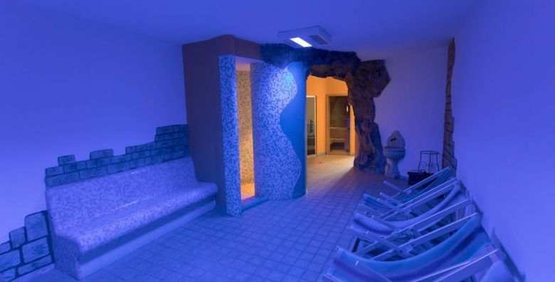 Hotel Belvedere  Jesenski wellness odmor San Zeno di Montagna Italija  245 EUR  2x nocenje u dvokrevetnoj sobi za 2 osobe 1 dijete do 12 99 godina besplatno  Polupansion