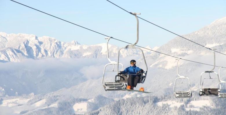 Wellness hotel Montis  First minute skijanje  wellness na Goltama Mozirje Slovenija  412 €