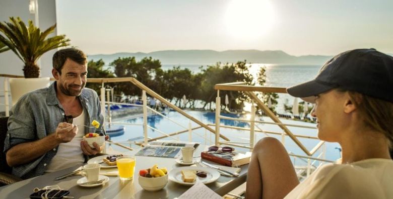 Valamar Sanfior Hotel  Vrhunsko opustanje za parove uz more u sarmantnom Rapcu Rabac Hrvatska  303 €