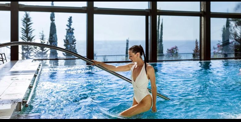 GH Bernardin  Wellness Paradise Spa  Cjelodnevno opustanje u saunama i bazenu Portoroz Slovenija  27 30 EUR  Cjelodnevno koristenje sauna mediteranska turska i rasoul finska infracrvena i organska biljna i infinity bazena s panoramskim pogledom za 1 osobu Mediteranski osvjezavajuci piling
