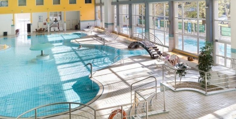 Grand Hotel Rogaska  Jesenski odmor u Rogaskoj Slatini s koristenjem unutarnjih bazena u Rivijeri Rogaska Slatina Slovenija  299 EUR  2x nocenje u dvokrevetnoj sobi za 2 osobe 1 dijete do 6 99 godina besplatno  Polupansion