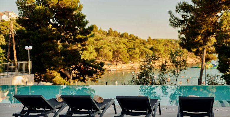 Colentum Resort Murter  Rujanski odmor na Murteru Murter Hrvatska  357 €