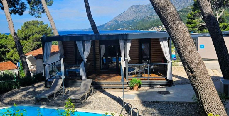 Park Villas by Morenia  Last minute all inclusive odmor u Deluxe kamping vili s privatnim bazenom Podaca Hrvatska  2 060 EUR  5x nocenje u kamping vili s privatnim grijanim bazenom za do 4 osobe All inclusive