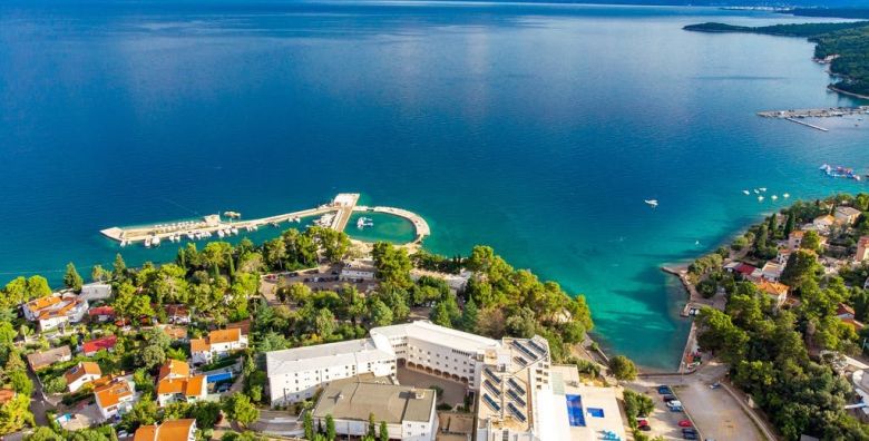 Hotel Malin  Rujansko ljeto u vrhunskom hotelu na Krku Malinska Hrvatska  486 €