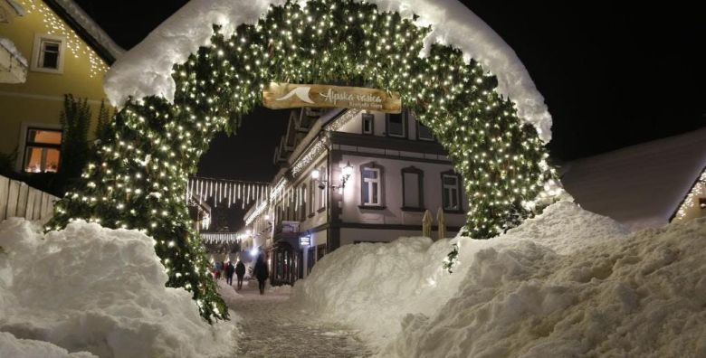 Putovanja - Akcija, popust i sniženje. (ponuda: 269045)
