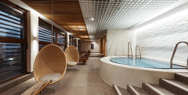 Apartmansko naselje Prekmurska vas  Jesenski odmor udvoje tijekom vikenda Moravske Toplice Slovenija  250 EUR  2x nocenje u apartmanu 2 1 za 2 osobe Polupansion