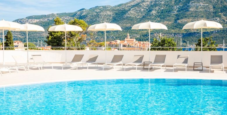Marko Polo Maradiso Hotel by Aminess  Obiteljska jesen na Korculi  Posebna akcijska ponuda Korcula Hrvatska  212 EUR  2x nocenje u dvokrevetnoj Comfort sobi za 2 osobe 1 dijete do 9 99 godina besplatno  Polupansion