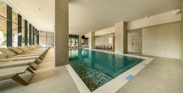 Family Hotel Adria  Obiteljski all inclusive odmor u Dalmaciji  Platite manje uzivajte vise Biograd na Moru Hrvatska  119 EUR  1x nocenje u dvokrevetnoj Comfort sobi s balkonom i pomocnim lezajem za 2 osobe 1 dijete do 11 99 godina i dijete do 4 99 godina besplatno  All inclusive