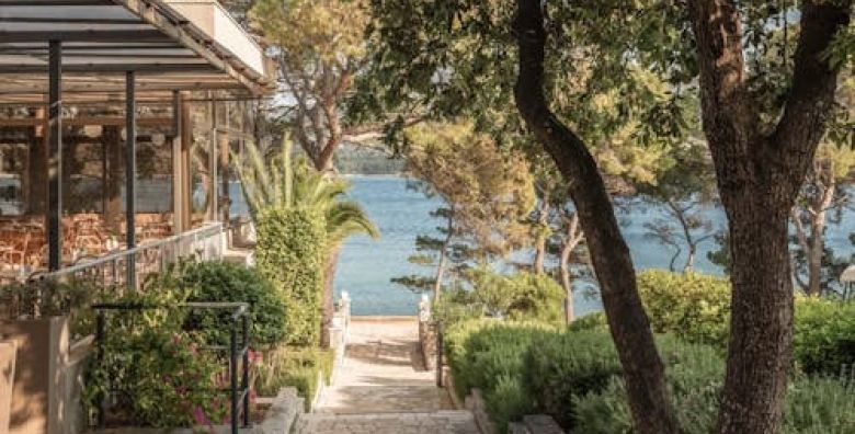 Aminess Senses Hvar Resort  Obiteljska jesen sa all inclusive light na Hvaru  Posebna akcijska cijena Vrboska Hrvatska  184 €