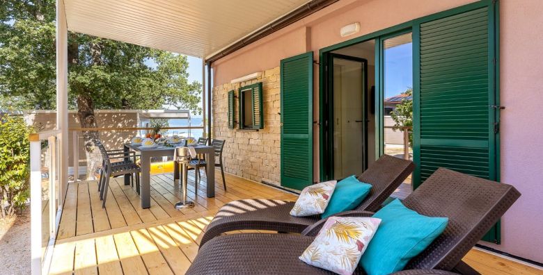 Glavotok Premium Green Camp  Jesenski odmor na otoku Krk Krk Hrvatska  180 EUR  2x nocenje u Premium bungalovu 4 1 za do 5 osoba Dorucak