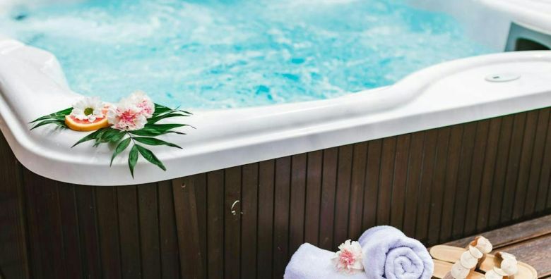 VSG Resort  Produzeno ljeto i wellness odmor na otoku Krku Klimno Hrvatska  179 EUR  2x nocenje u jednosobnom apartmanu 2 2 s privatnom terasom za 2 osobe Koristenje unutarnjeg grijanog bazena saune i vanjskog jacuzzija uz prethodnu rezervaciju 