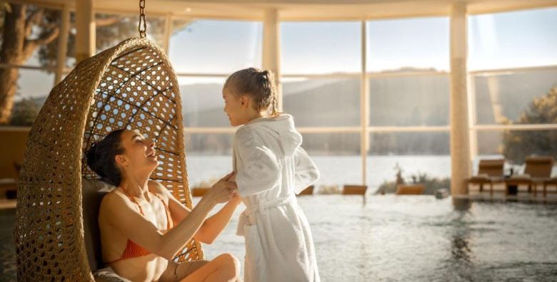 Valamar Sanfior Hotel  Casa  Vrhunski obiteljski jesenski odmor u Rapcu Rabac Hrvatska  285 EUR  2x nocenje u sobi „Room for 2 1 Seaside“ za 2 osobe 1 dijete do 11 99 godina besplatno  Polupansion s ukljucenim bezalkoholnim negaziranim picima iz sankomata tijekom obroka