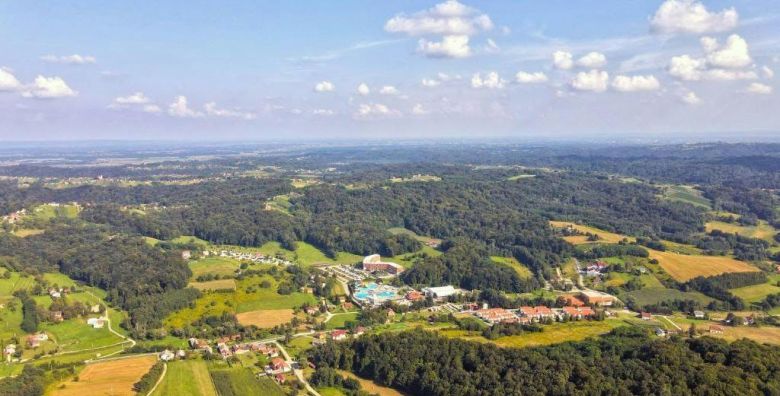 Apartman Toplice Sveti Martin  Odmor s kupanjem u Termama Sv Martin Grkavescak Hrvatska  329 EUR  5x nocenje u apartmanu za 2 osobe 4x kupanje u Termama Sveti Martin Aquapark Martilandia  Temple of Life za 2 osobe
