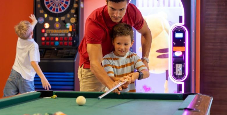 Family Hotel Pagus  All inclusive wellness jesenski odmor na Pagu  Family soba  Akcijska ponuda Pag Hrvatska  375 EUR  3x nocenje u Family room pogled more za 2 osobe 2 djece do 12 godina i 1 dijete do 2 99 godina besplatno  All inclusive