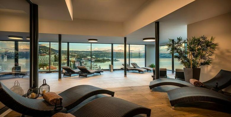 Grand Hotel Adriatic 3  Vrhunsko wellness vikend opustanje u Opatiji Opatija Hrvatska  349 EUR  2x nocenje u dvokrevetnoj sobi s pogledom na more i balkonom za 2 osobe Polupansion