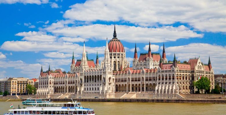 Six Inn Hotel Budapest  Odmor u ugodnom ambijentu u centru Budimpeste  Budimpesta Madjarska  192 EUR  3x nocenje u dvokrevetnoj Standard sobi za 2 osobe Dorucak