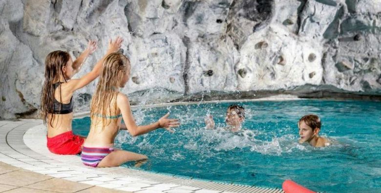 Bohinj Eco Hotel  Obiteljski wellness odmor s kupanjem u Aquaparku Bohinj Bohinjska Bistrica Slovenija  590 EUR  2x nocenje u obiteljskoj sobi za 2 osobe 2 djece do 12 99 godina besplatno  Dorucak