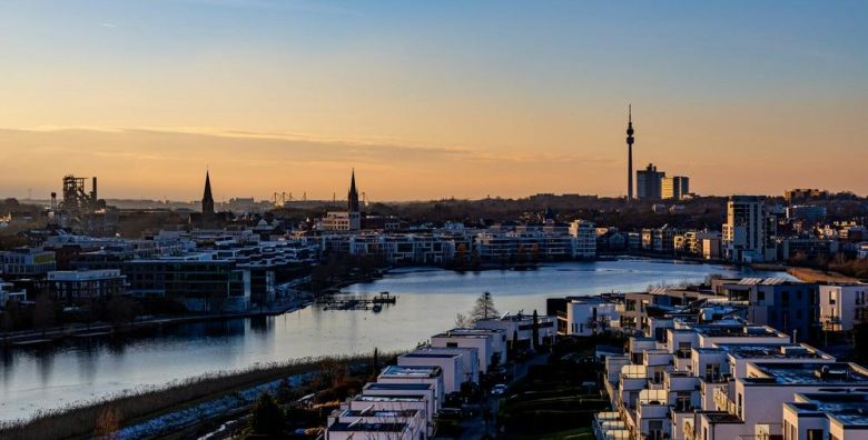 A O Dortmund Hauptbahnhof  City break u Dortmundu Dortmund Njemacka  158 EUR  2x nocenje u dvokrevetnoj Standard sobi za 2 osobe Buffet dorucak