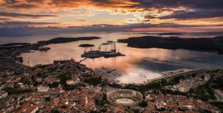 Pula City Center B B    Jesen u Puli Pula Hrvatska  119 €