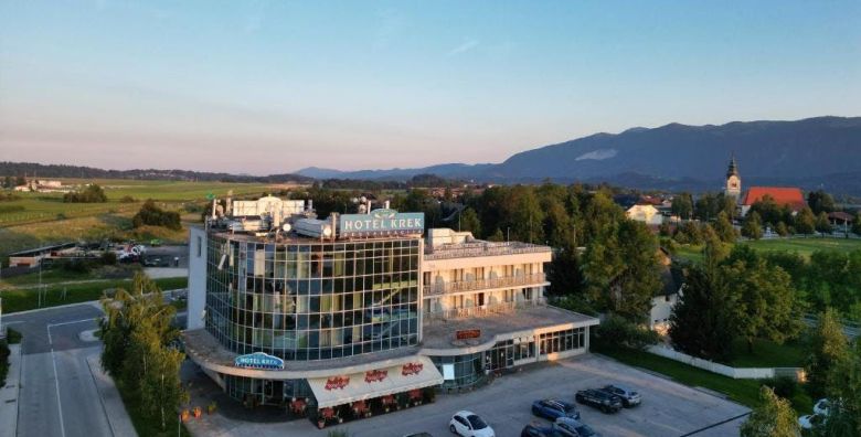 Hotel Krek  Obiteljski odmor Lesce Slovenija  160 €